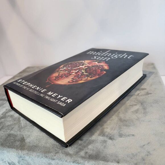 Midnight Sun Hardcover Stephenie Meyer - Picture 4 of 4